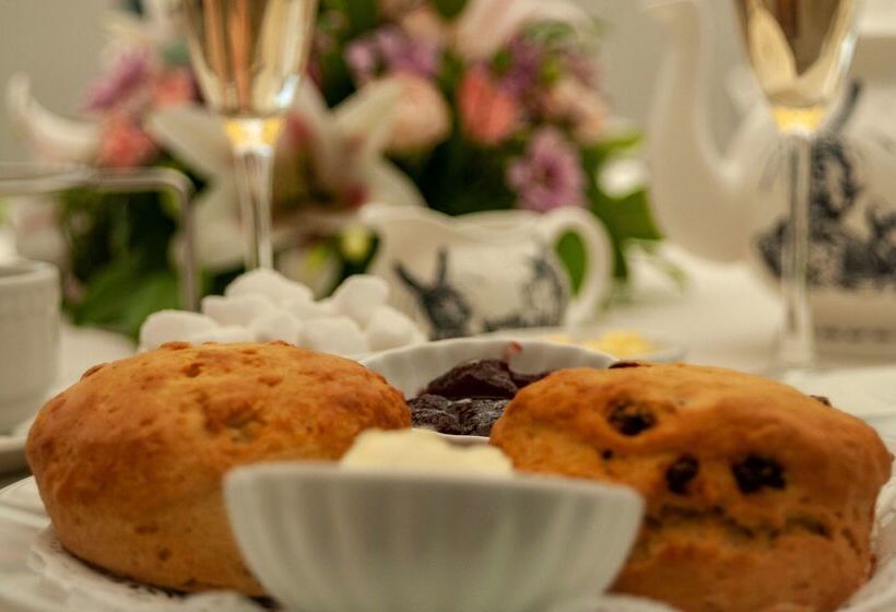 Best Western Plus Bentley Hotel, Leisure Club & Spa