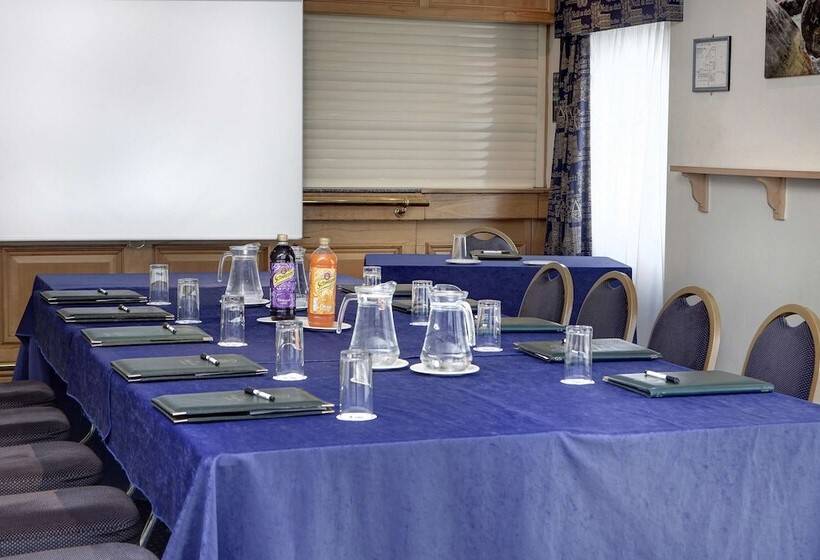 Best Western Plus Bentley Hotel, Leisure Club & Spa