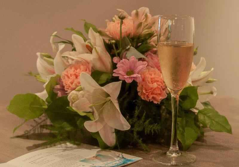 Best Western Plus Bentley Hotel, Leisure Club & Spa