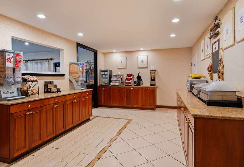 ホテル Best Western Plus Bessemer