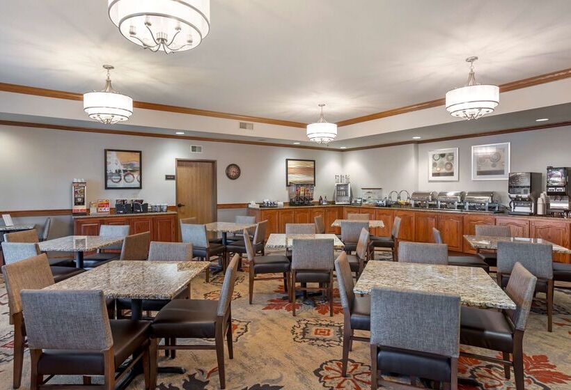 فندق Best Western Plus Capital Inn