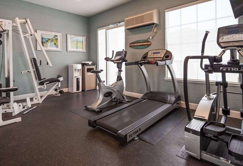 فندق Best Western Plus Capitola By The Sea Inn & Suites