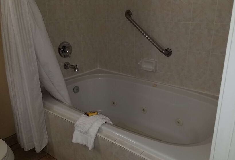 فندق Best Western Plus Capitola By The Sea Inn & Suites