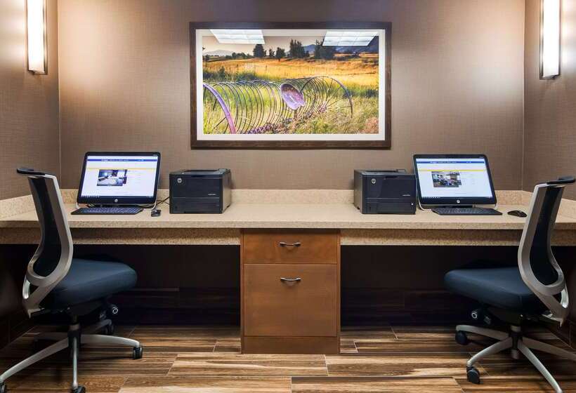 בית מלון כפרי Best Western Plus Cottontree Inn