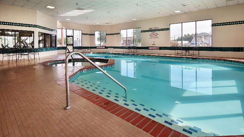 בית מלון כפרי Best Western Plus Cottontree Inn