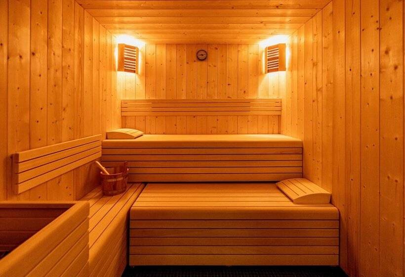 Best Western Plus Crystal, Hotel,bar & Spa