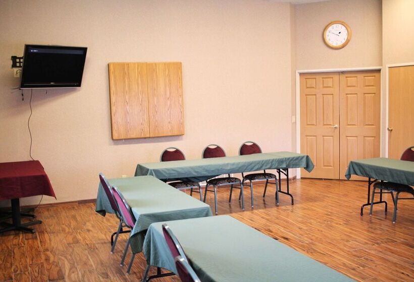 فندق Best Western Plus Des Moines West Inn & Suites