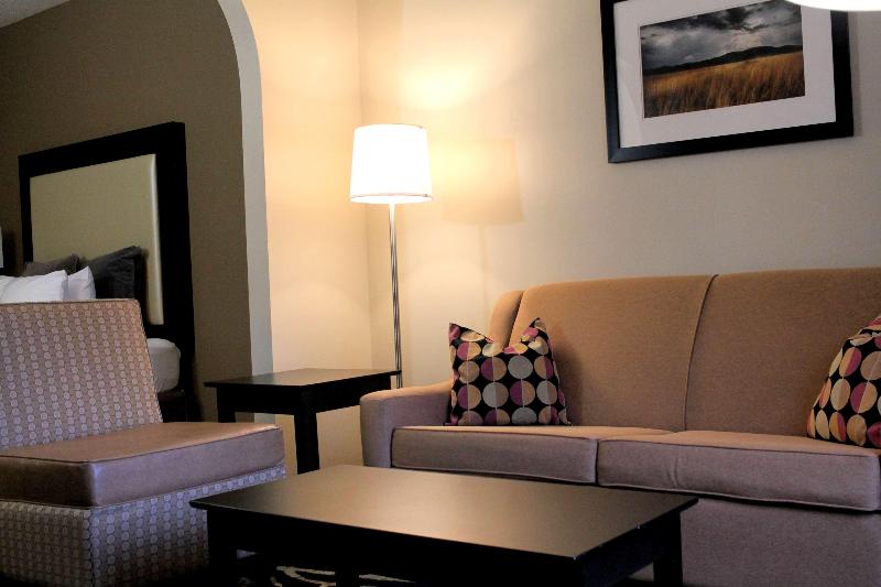 فندق Best Western Plus Des Moines West Inn & Suites