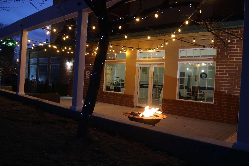 فندق Best Western Plus Des Moines West Inn & Suites