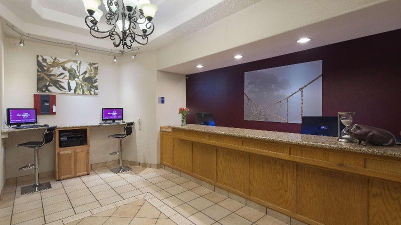 فندق Best Western Plus Des Moines West Inn & Suites