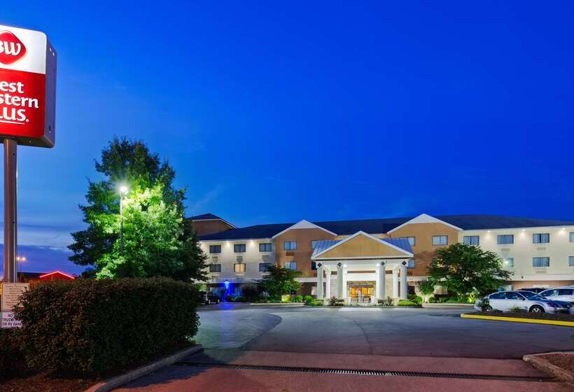 בית מלון כפרי Best Western Plus Georgetown Corporate Center