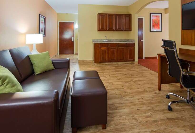 בית מלון כפרי Best Western Plus Georgetown Corporate Center