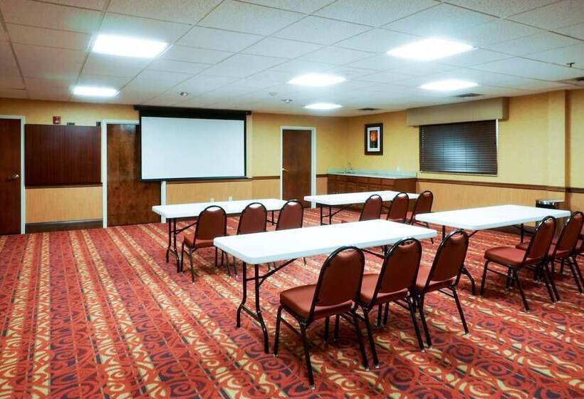 בית מלון כפרי Best Western Plus Georgetown Corporate Center