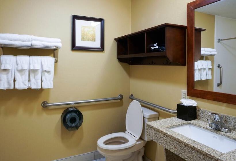 هتل Best Western Plus Georgetown Corporate Center