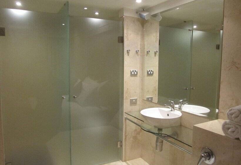 בית מלון כפרי Best Western Plus Goulburn