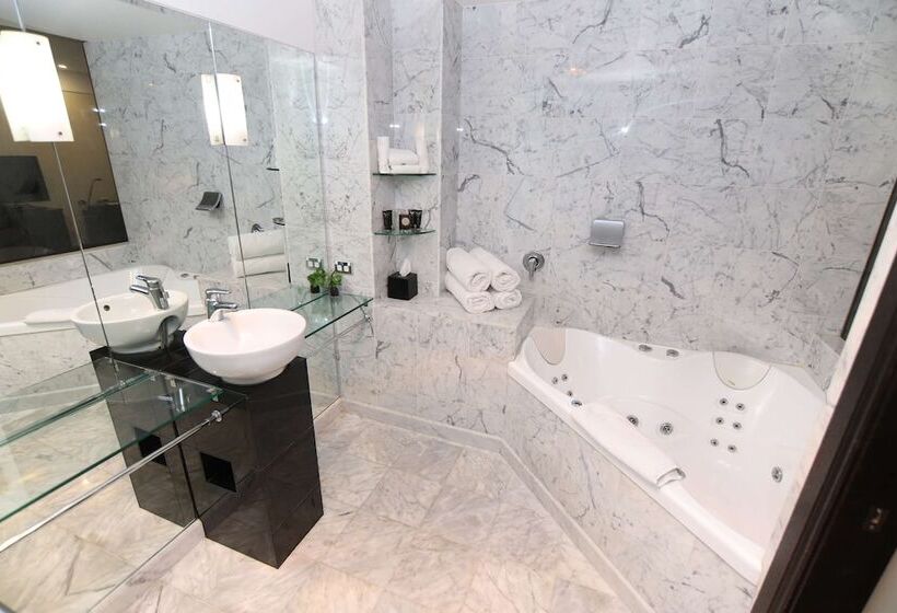 בית מלון כפרי Best Western Plus Goulburn