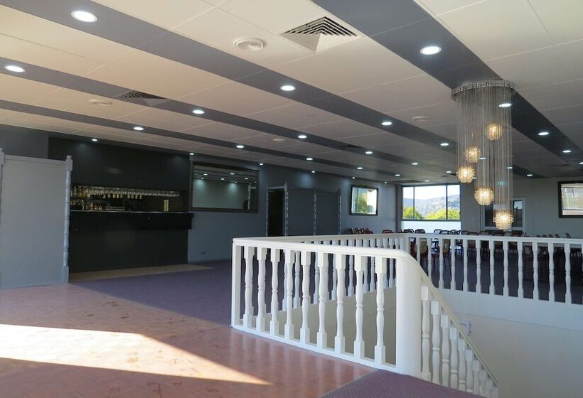 בית מלון כפרי Best Western Plus Goulburn