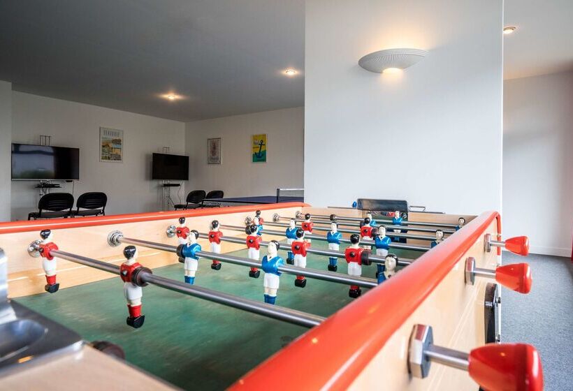 Отель Best Western Plus Hostellerie Du Vallon