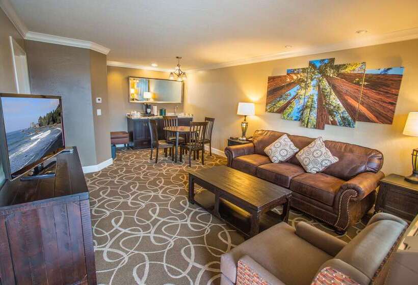 فندق Best Western Plus Humboldt Bay Inn