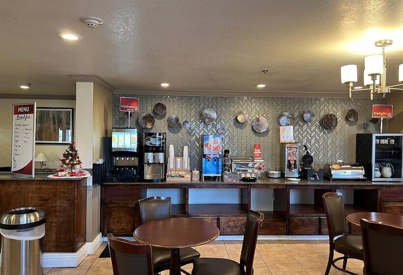 هتل Best Western Plus John Jay Inn & Suites