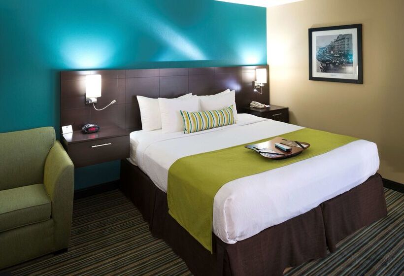 ホテル Best Western Plus Knoxville Cedar Bluff