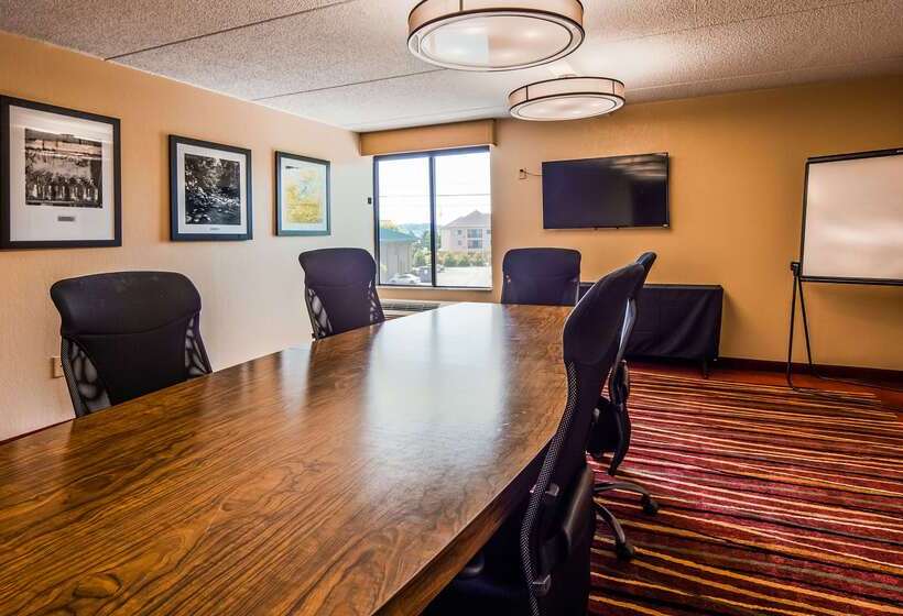 ホテル Best Western Plus Knoxville Cedar Bluff