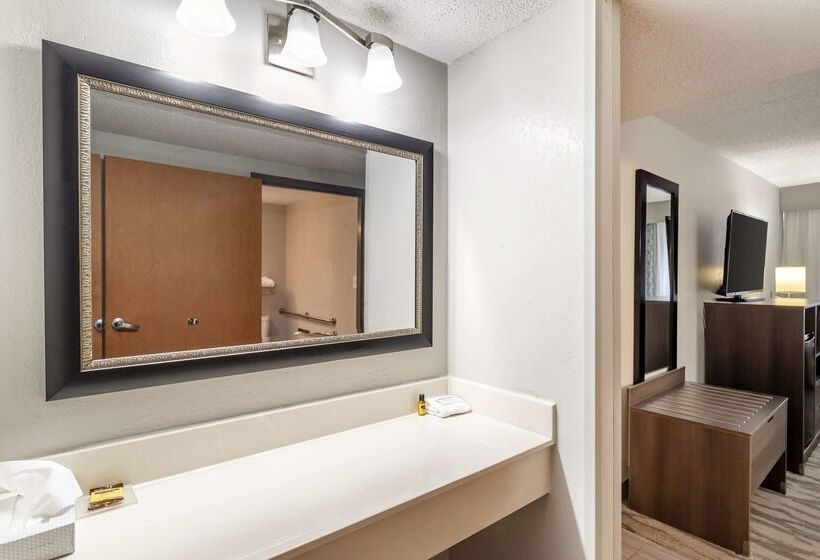 ホテル Best Western Plus Knoxville Cedar Bluff