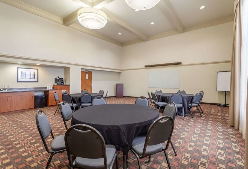 ホテル Best Western Plus Knoxville Cedar Bluff