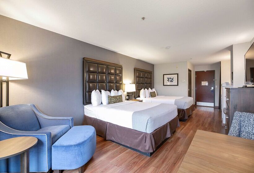 호텔 Best Western Plus Northwind Inn & Suites