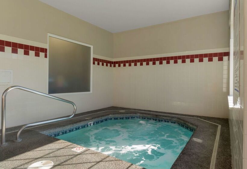 فندق Best Western Plus Park Place Inn & Suites