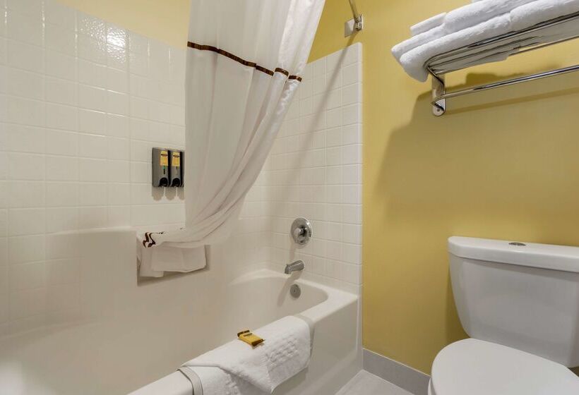 فندق Best Western Plus Park Place Inn & Suites