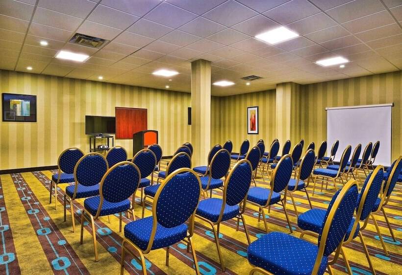 فندق Best Western Plus Savannah Airport Inn And Suites