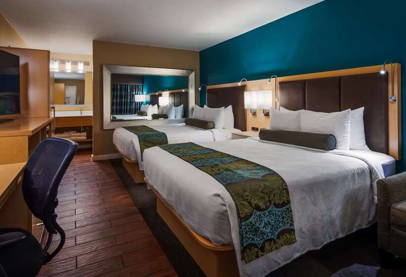 فندق Best Western Plus South Coast Inn