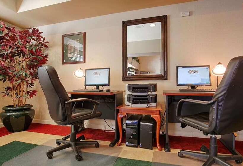 בית מלון כפרי Best Western Plus Villa Del Lago Inn Patterson