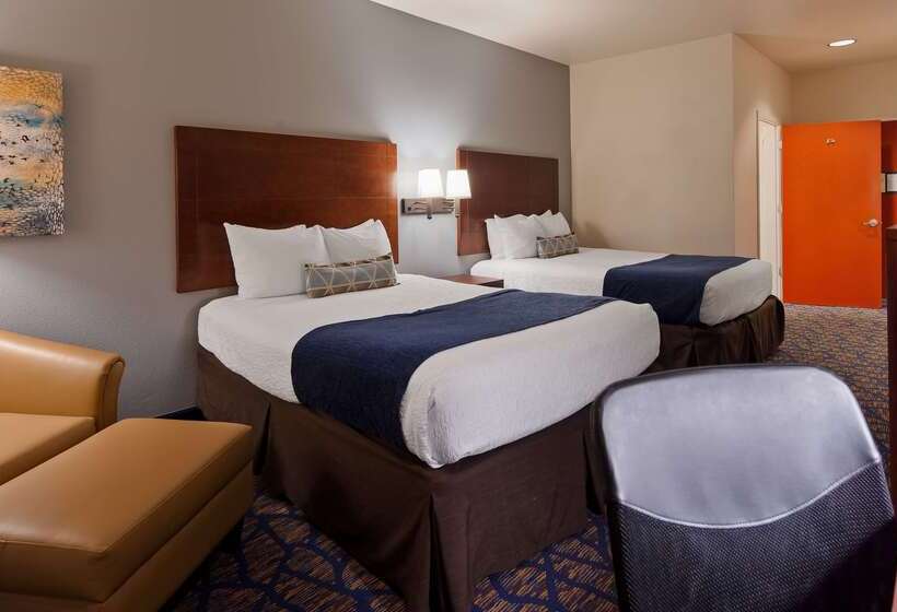 בית מלון כפרי Best Western Plus Villa Del Lago Inn Patterson