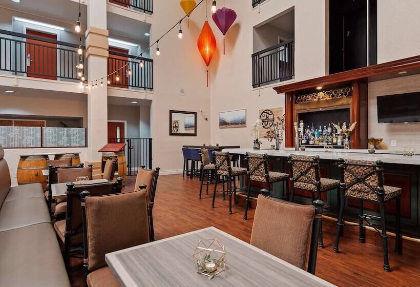 בית מלון כפרי Best Western Plus Villa Del Lago Inn Patterson