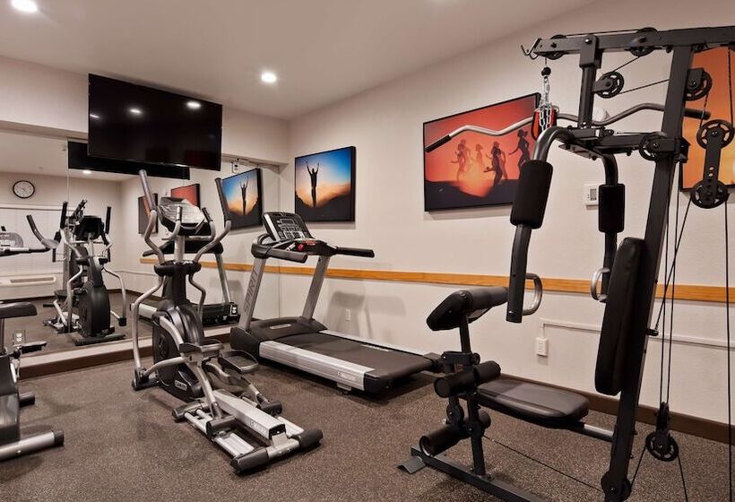 בית מלון כפרי Best Western Plus Villa Del Lago Inn Patterson