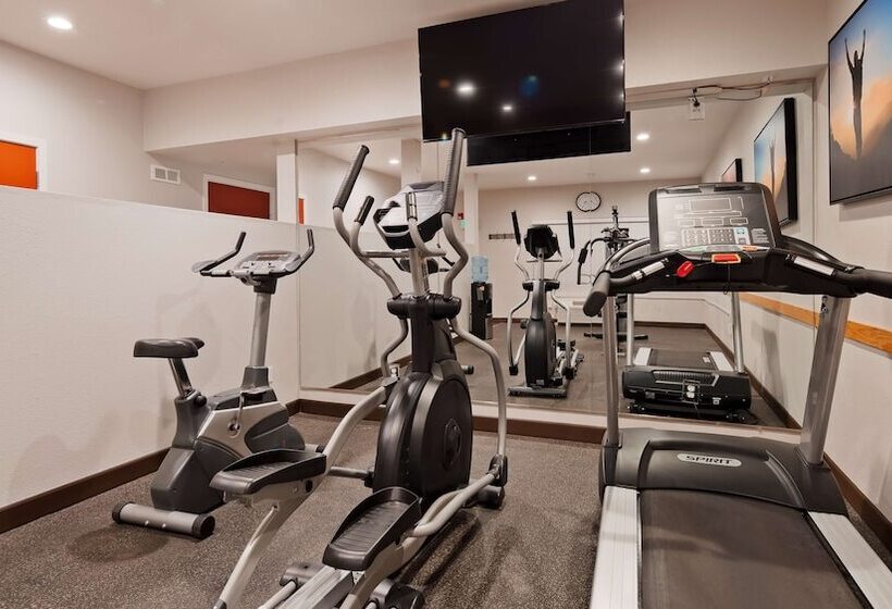 בית מלון כפרי Best Western Plus Villa Del Lago Inn Patterson