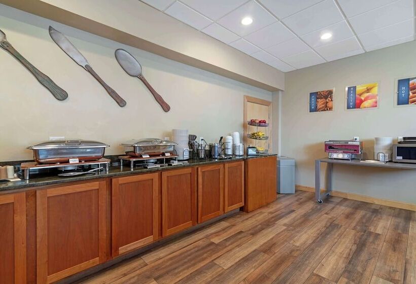 فندق Best Western Plus Windjammer Inn & Conference Center