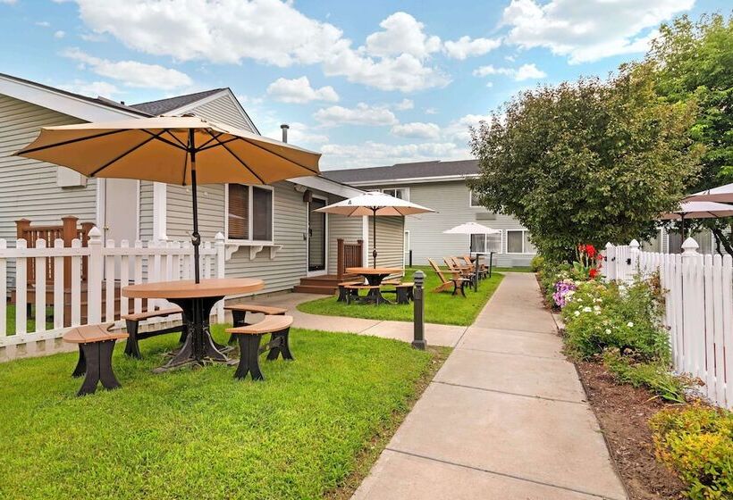 فندق Best Western Plus Windjammer Inn & Conference Center