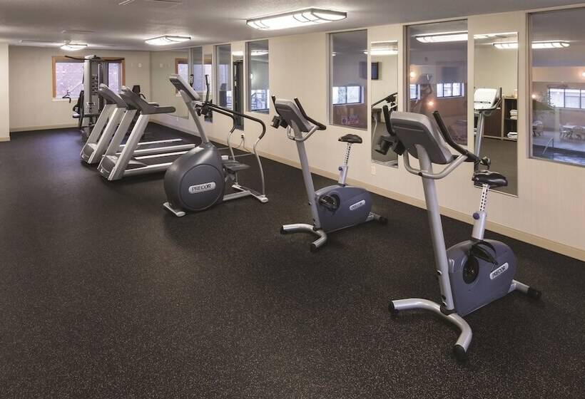 בית מלון כפרי Best Western Ramkota