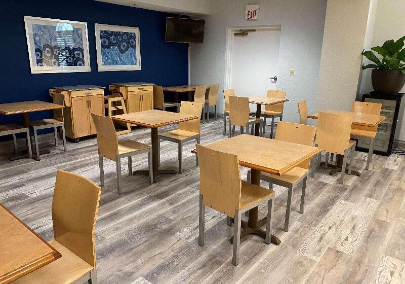 فندق Best Western Tampa