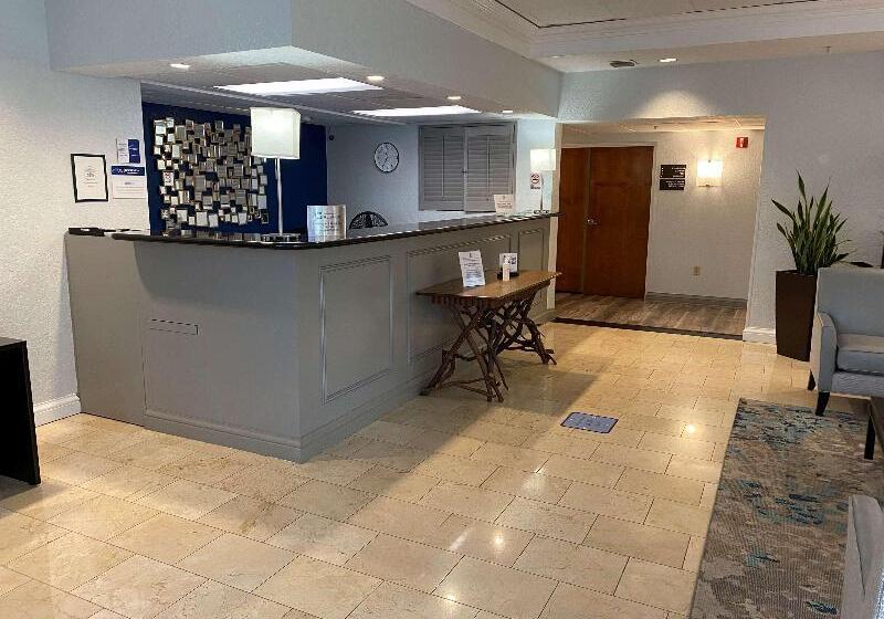 فندق Best Western Tampa