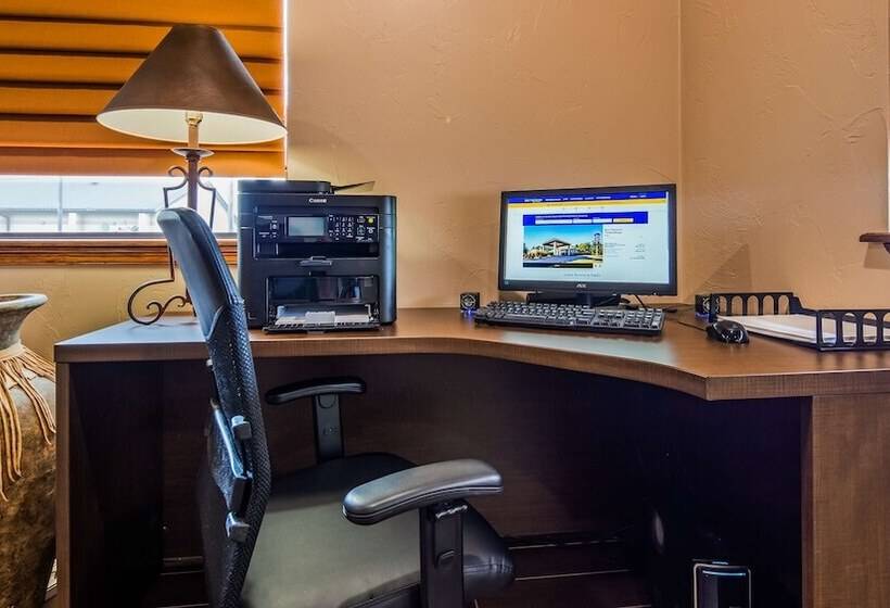 فندق Best Western Timberridge Inn