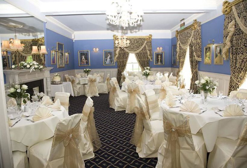 فندق Whitworth Hall  & Deer Park  Durham