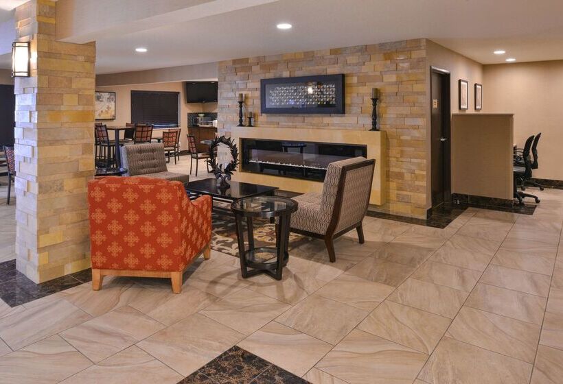 فندق Best Western Woodland Inn