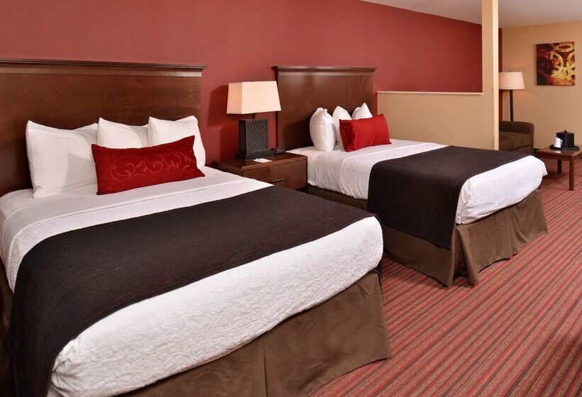 فندق Best Western Woodland Inn