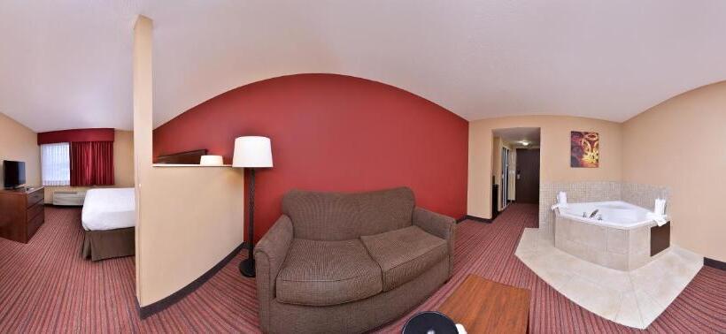 فندق Best Western Woodland Inn