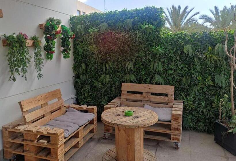 호텔 Travelodge Alicante Puerto