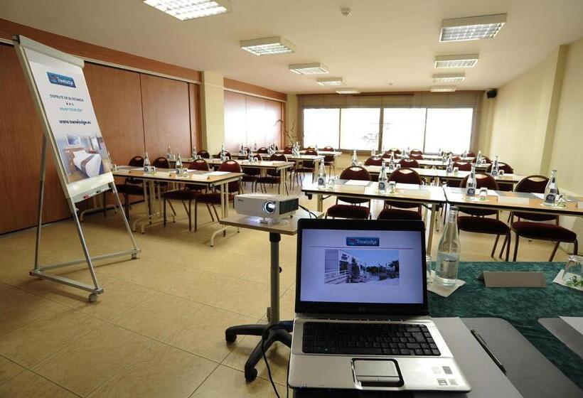 호텔 Travelodge Alicante Puerto